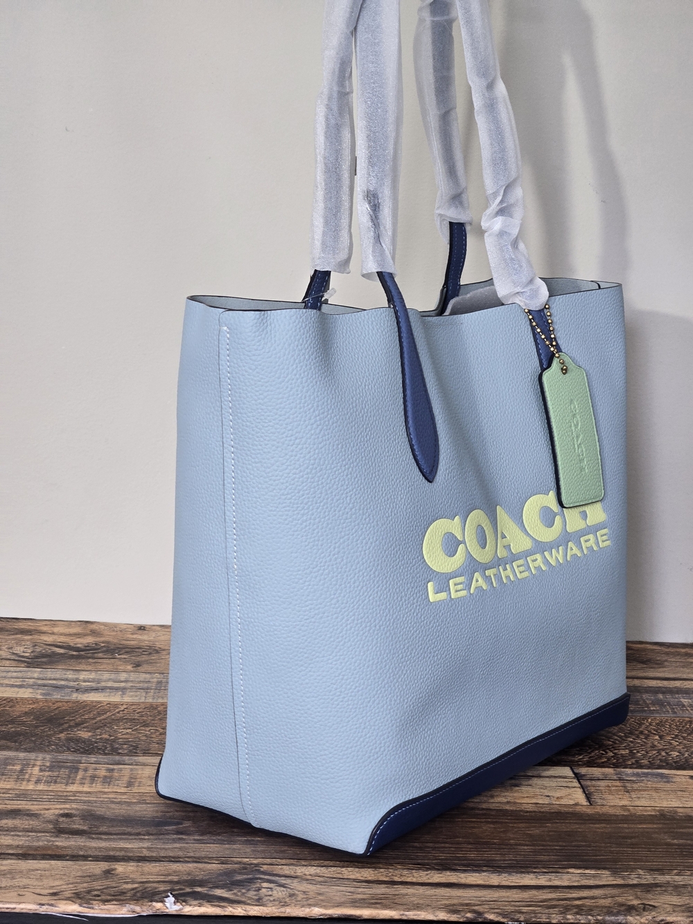 Coach Kia Tote In Colorblock - Picture 3 of 7